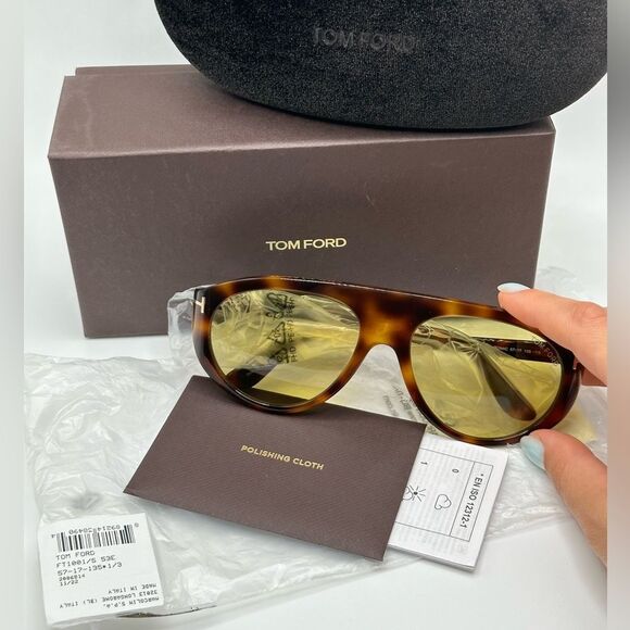 BRAND NEW TOM FORD FT1001/S 53E Photochromic with Yellow Lens Sunglasses - Picture 6 of 10